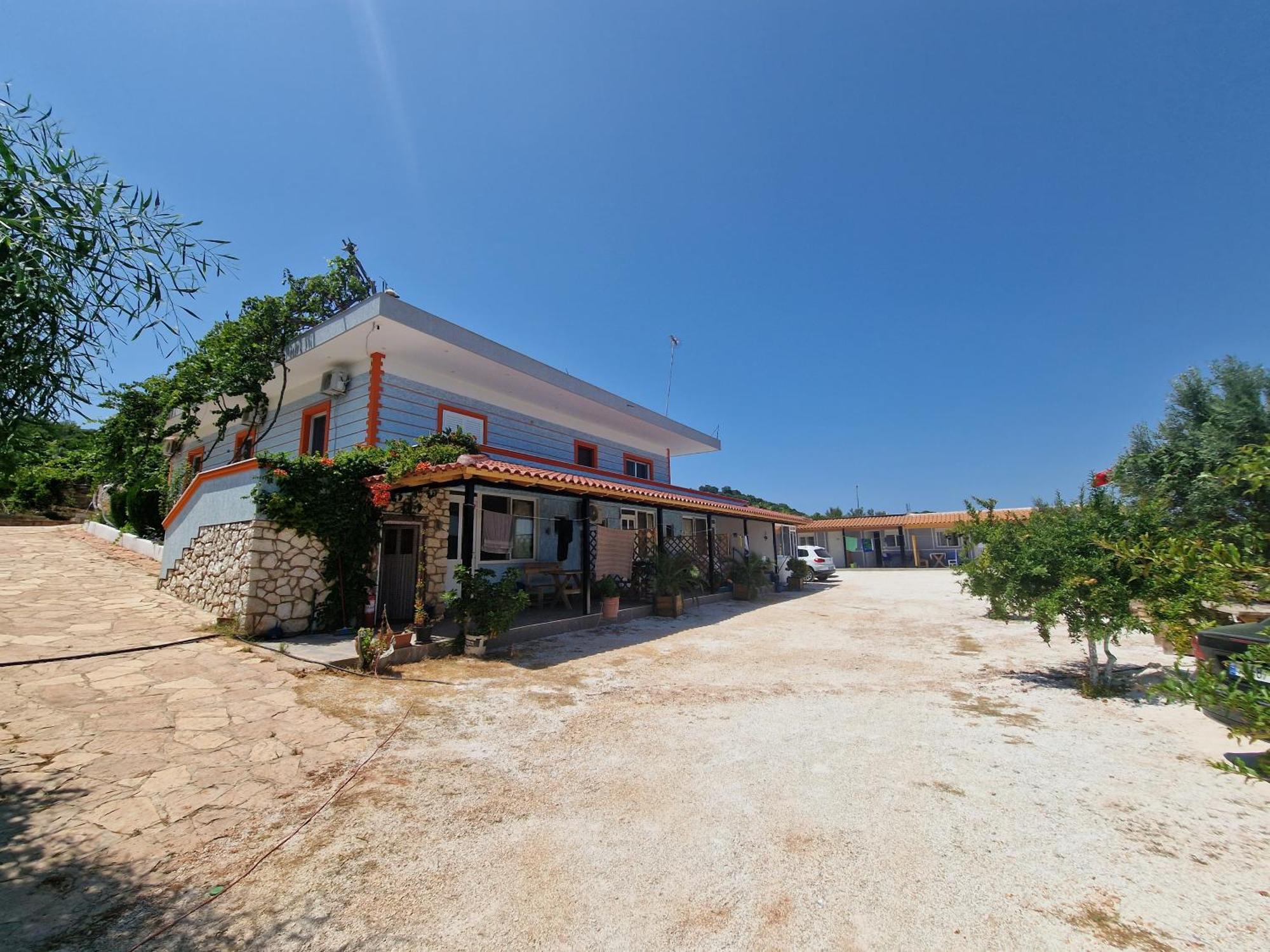 Seaside Apartment Ksamil